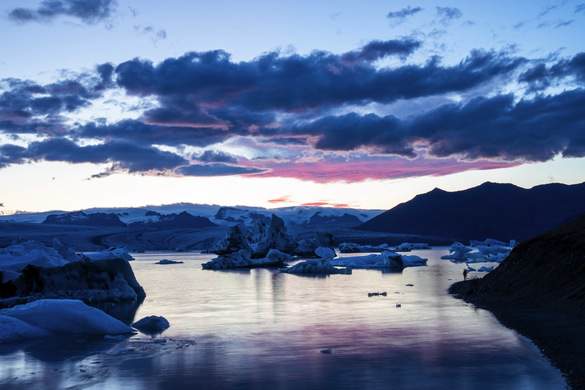 AE Expeditions Jökulsárlón, Iceland, Tyson Mayr 1.jpg